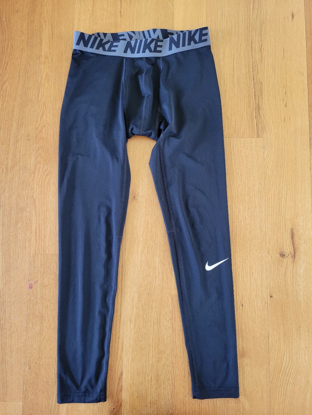 Mens size small Nike pro compression tights/pants